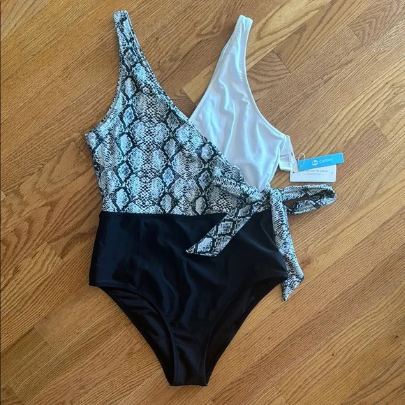 Cupshe Snakeskin and Black One-Piece Swimsuit large - Picture 1 of 5